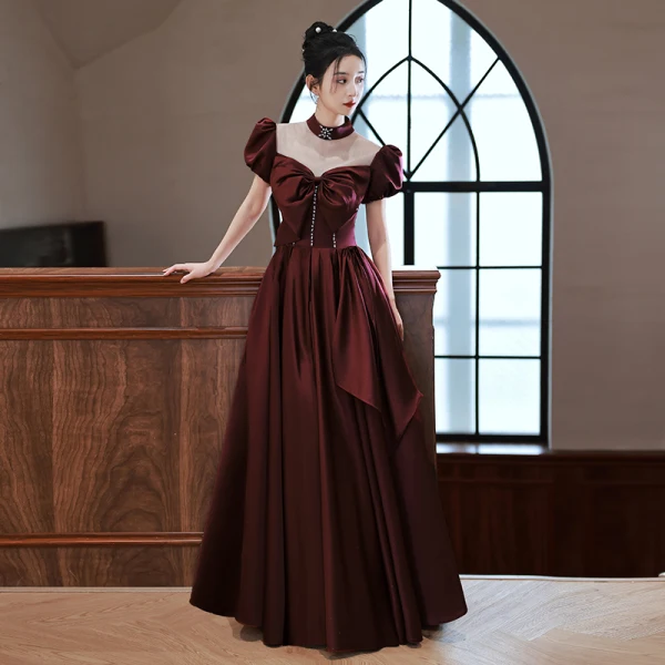 elegant minimalist dress Women's Elegant Minimalist Mid-Length Off-Shoulder Dress with Metal Decor  for Romantic Urban Parties main image 0