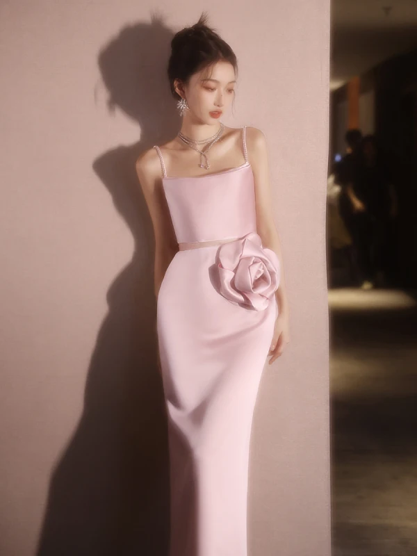 Charmant Rougissant Rose Appliques Robe De Soirée 2024 Trompette / Sirène Bretelles Spaghetti Sans Manches Dos Nu Longue Soirée Robe De Ceremonie