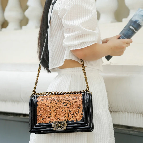 Chic / Belle Noire Cuir Vêtement de rue Sacs Pour Femmes 2022 Sac fourre-tout Sacs à bandoulière