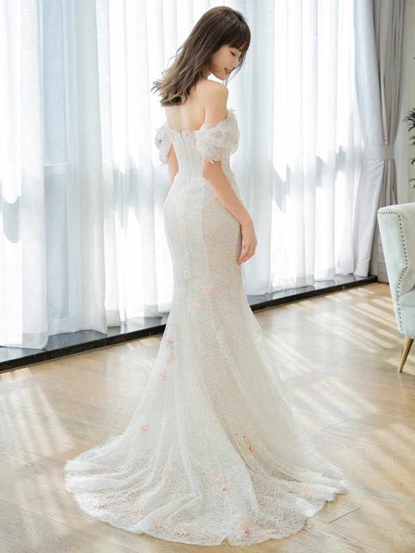 Chic / Belle Blanche En Dentelle Fleur Légère Robe De Mariée 2022 Trompette / Sirène Encolure Carrée Manches Courtes Appliques Dos Nu Longue Mariage
