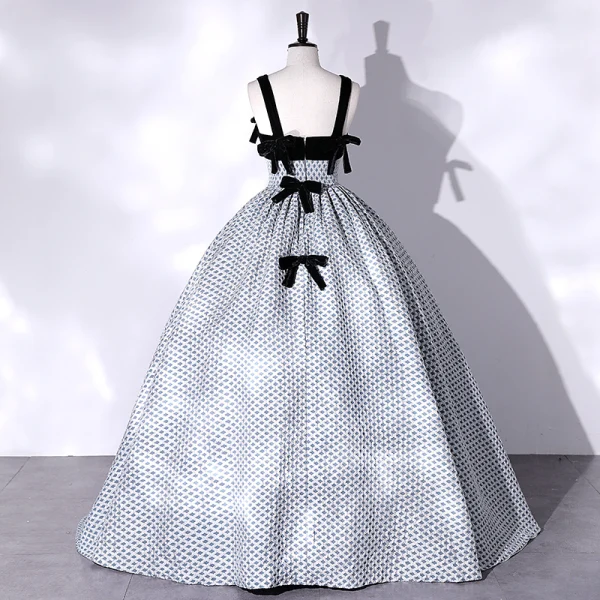 Élégant Noire Robe De Bal 2022 Robe Boule Encolure Carrée Bleu Tachetée Sans Manches Dos Nu Noeud Longue Robe De Ceremonie