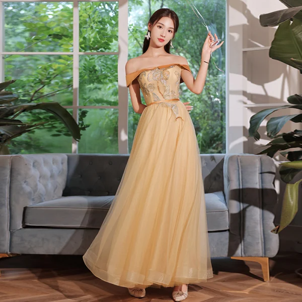 Modest / Simple Champagne Lace Flower Bridesmaid Dresses 2023 A-Line / Princess Short Sleeve Backless Floor-Length / Long Bridesmaid Dresses
