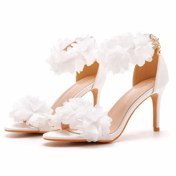 Charmant Blanche Appliques Chaussure De Mariée 2023 Bride Cheville 8 cm Talons Aiguilles Peep Toes / Bout Ouvert Chaussure De Mariée Talons Hauts
