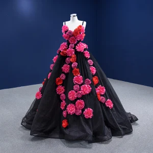 Fancy Appliques Black Prom Dresses 2022 Ball Gown Spaghetti Straps Sleeveless Backless Sweep Train Formal Dresses