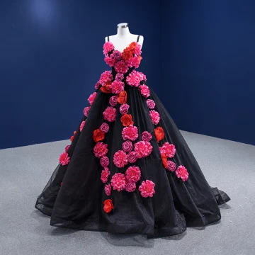 Fantaisie Appliques Noire Robe De Bal 2022 Robe Boule Bretelles Spaghetti Sans Manches Dos Nu Train De Balayage Robe De Ceremonie