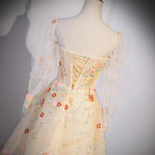 Fée Des Fleurs Jonquille Paillettes Fleur Robe De Bal 2023 Princesse Encolure Carrée Manches Courtes Dos Nu Longue Robe De Ceremonie