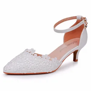 Simple Blanche En Dentelle Fleur Chaussure De Mariée 2024 Bride Cheville 5 Cm Talons Aiguilles À Bout Pointu Mariage Talons Hauts