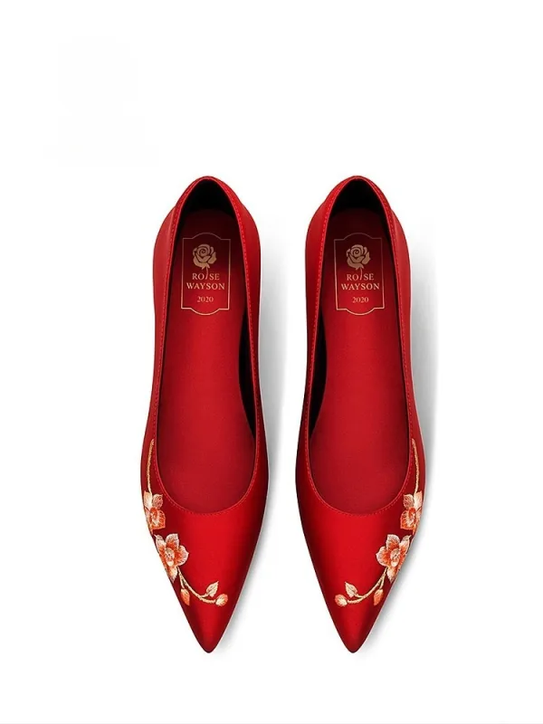 Chinese style Red Embroidered Satin Flat Wedding Shoes 2026 Pointed Toe Wedding Pumps