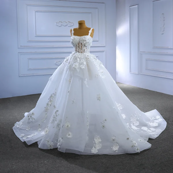 High-end White Beading Pearl Sequins Lace Flower Appliques Wedding Dresses 2023 Ball Gown Spaghetti Straps Sleeveless Backless Court Train Wedding