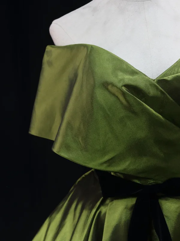 Demure Sage Green Bow Sash Prom Dresses 2025 Ball Gown Strapless Sleeveless Backless Floor-Length / Long Prom Formal Dresses
