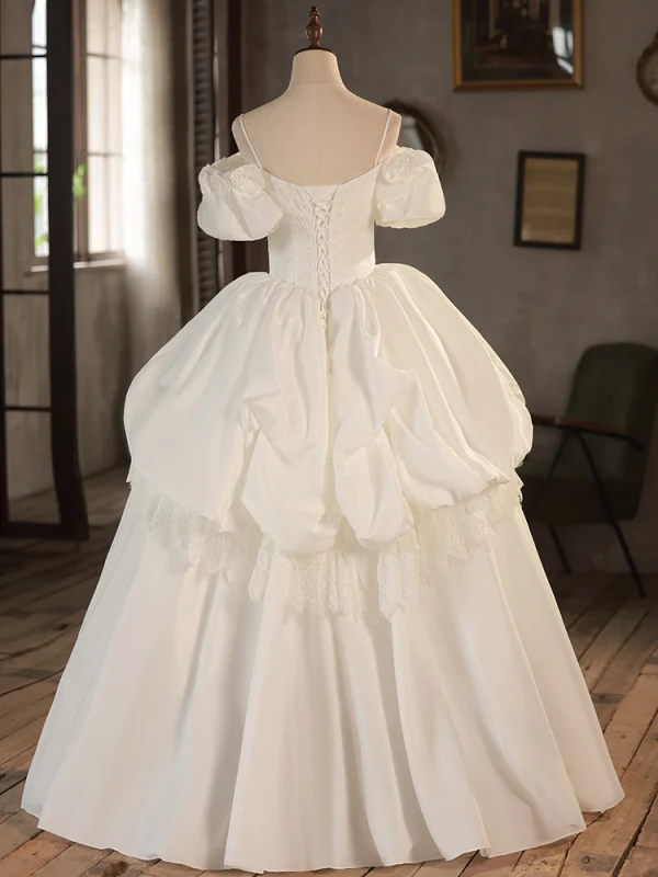 Vintage / Retro Ivory Cascading Ruffles Pearl Wedding Dresses 2024 Satin Ball Gown Spaghetti Straps Puffy Short Sleeve Backless Floor-Length / Long Wedding