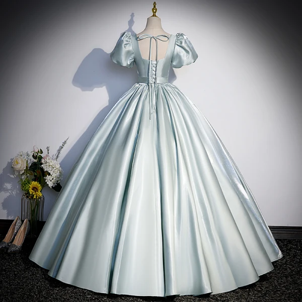 Chic / Belle Vert Cendré Satin Robe De Bal 2023 Robe Boule Encolure Carrée Gonflée Manches Courtes Dos Nu Faux Diamant Noeud Ceinture Longue Promo Robe De Ceremonie