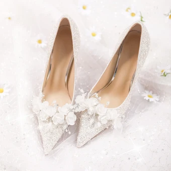 Charming White Pearl Appliques Wedding Shoes 2024 Leather 10 Cm Stiletto Heels Pointed Toe Wedding Pumps High Heels