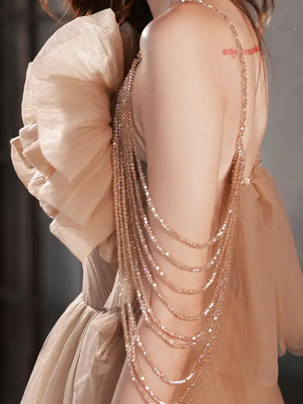 Charmant Rougissant Rose Robe De Soirée 2022 Princesse Bretelles Spaghetti Volants Sans Manches Dos Nu Perlage Longue Soirée Robe De Ceremonie
