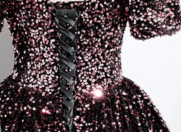 Scintillantes Multi-Couleurs Violet Paillettes Robe De Bal 2024 Robe Boule Encolure Carrée Manches Courtes Dos Nu Longue Promo Robe De Ceremonie