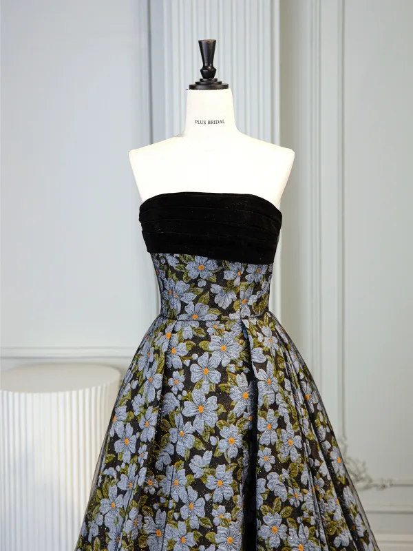 Vintage / Retro Black Floral Prom Dresses 2025 A-Line / Princess Strapless Sleeveless Backless Sweep Train Formal Dresses