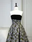 Vintage / Retro Black Floral Prom Dresses 2025 A-Line / Princess Strapless Sleeveless Backless Sweep Train Formal Dresses