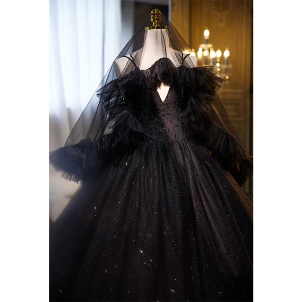 Modern / Fashion Black Cascading Ruffles Sequins Prom Dresses 2023 Ball Gown Spaghetti Straps Sleeveless Backless Sweep Train Prom Formal Dresses