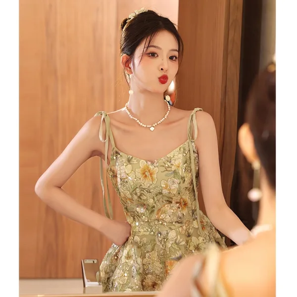 Flower Fairy Sage Green Sequins Embroidered Homecoming Graduation Dresses 2025 A-Line / Princess Spaghetti Straps Sleeveless Backless Knee-Length Formal Dresses