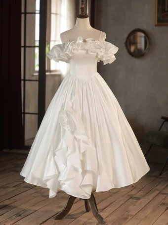 Vintage Retro Ivory Satin Wedding Dresses 2024 A Line Princess Ruffle Spaghetti Straps Short Sleeve Backless Floor Length Long Wedding