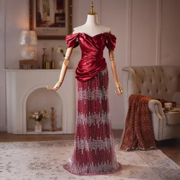 Charmant Bordeaux Perlage Gland Robe De Bal 2026 Trompette Sirène De L Épaule Manches Courtes Longue Robe De Ceremonie