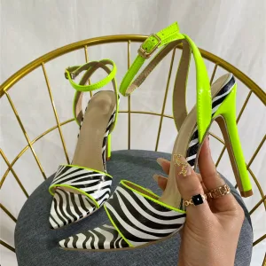 Mode Svarta Casual Zebra Sandaler Dam 2022 Ankelband 11 Cm Stilettklackar Spetsiga Sandaler Högklackade