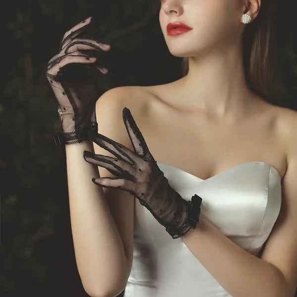 Vintage / Retro Black Lace Spotted Wedding Bridal Gloves 2025