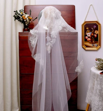 Élégant Blanche Perlage En Dentelle Fleur Voile De Mariée 2024