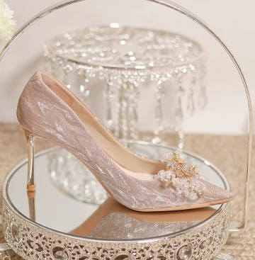 Charming Champagne Glitter Rhinestone Sequins Wedding Shoes 2023 8 Cm Stiletto Heels Pointed Toe Wedding Pumps High Heels