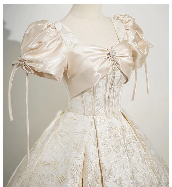 Chic / Beautiful Champagne Rhinestone Printing Prom Dresses 2025 Ball Gown Square Neckline Short Sleeve Backless Floor-Length / Long Prom Formal Dresses