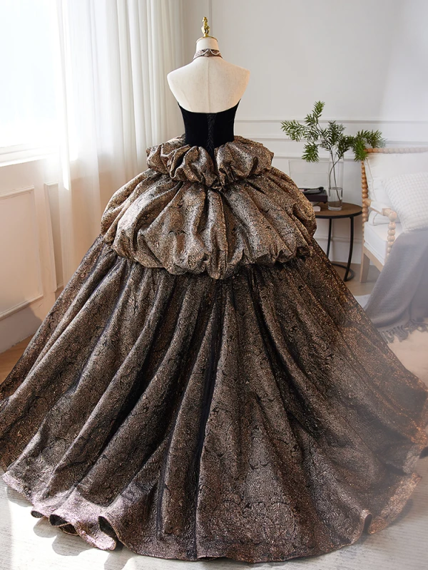 Elegant Brown Cascading Ruffles Prom Dresses Ball Gown 2024 Strapless Sleeveless Backless Floor-Length / Long Prom Formal Dresses