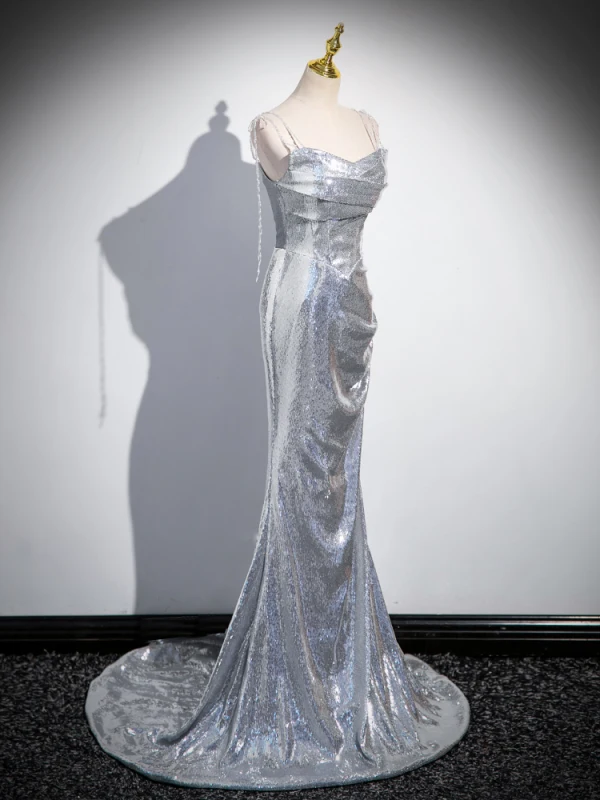Sexy Scintillantes Argenté Paillettes Robe De Soirée 2024 Trompette / Sirène Bretelles Spaghetti Sans Manches Dos Nu Train De Balayage Soirée Robe De Ceremonie
