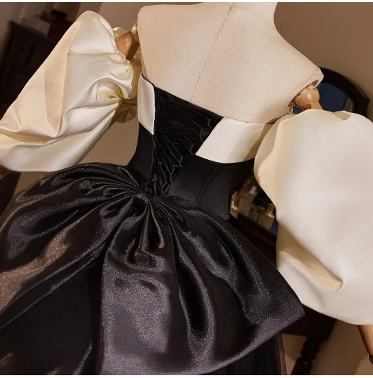 Audrey Hepburn Style Black Prom Dresses 2024 Ball Gown Strapless Puffy Short Sleeve Backless Bow Floor-Length / Long Prom Formal Dresses
