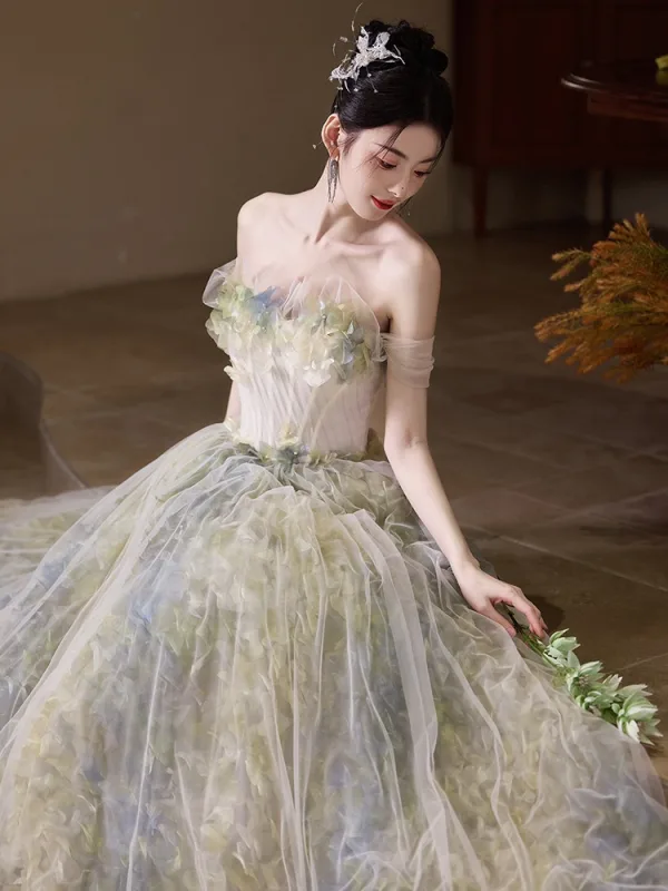 Flower Fairy Sage Green Appliques Prom Dresses 2025 A-Line / Princess Strapless Sleeveless Backless Sweep Train Prom Formal Dresses