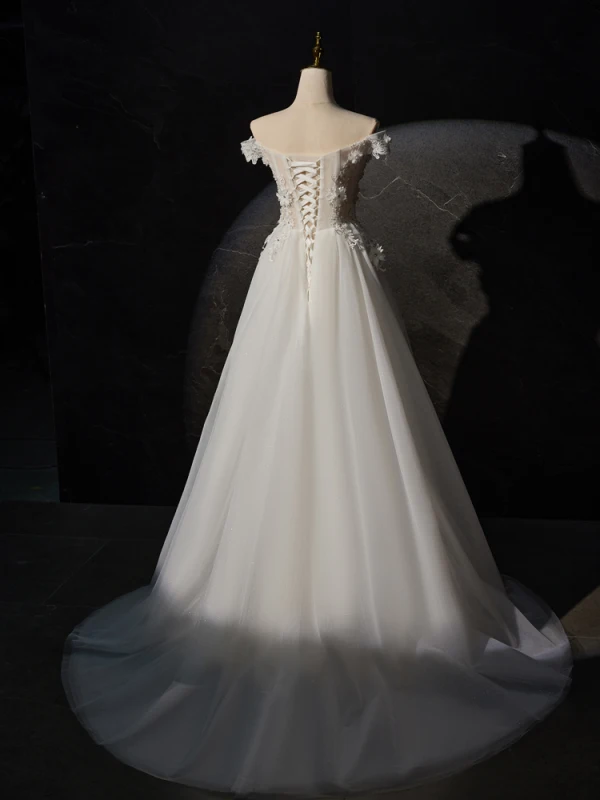 Chic / Beautiful White Pearl Rhinestone Lace Flower Wedding Dresses 2024 A-Line / Princess Off-The-Shoulder Short Sleeve Backless Sweep Train Wedding