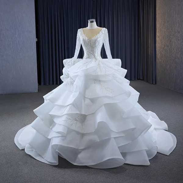 Luxury / Gorgeous Charming White Beading Sequins Cascading Ruffles Wedding Dresses 2023 Ball Gown Scoop Neck Long Sleeve Backless Chapel Train Wedding