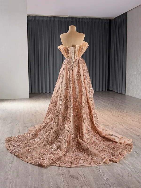 Luxury / Gorgeous Sparkly Gold Beading Sequins Split Front Prom Dresses 2024 Ball Gown Strapless Sleeveless Backless Court Train Prom Formal Dresses