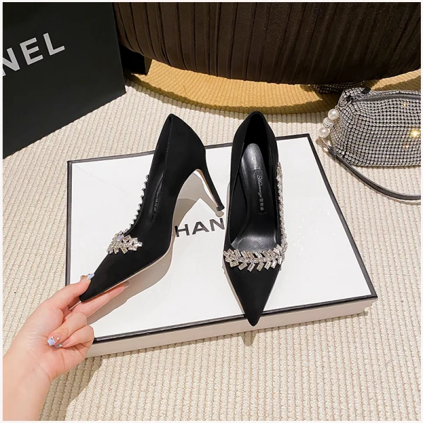 Mooie / Prachtige Zwarte Avond Rhinestone Suede Pumps 2023 Leer 8 cm Naaldhakken / Stiletto Spitse Neus Pumps Hoge Hakken