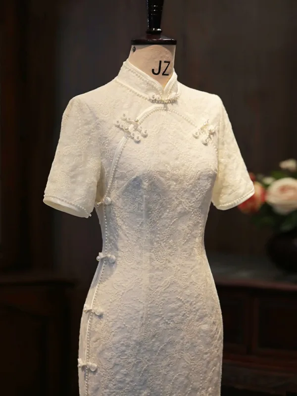 Chiński Styl Beżowe Z Koronki Kwiat Długość Herbaty Bal Cheongsam 2025 Syrena / Rozkloszowane Wysokiej Szyi Kótkie Rękawy