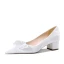 Elegante Weiß Perlenstickerei Spitze Brautschuhe 2024 4 cm Thick Heels Low Heel Spitzschuh Hochzeit Pumps Hochhackige