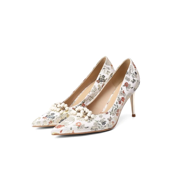 Vintage Elfenben Pärla Satin Blommig Brudskor 2022 8 cm Stilettklackar Spetsiga Bröllop Pumps Högklackade