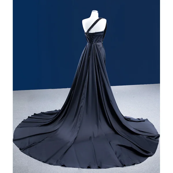 Haut de Gamme Charmant Noire Fait main Perlage Paillettes Robe De Soirée 2022 Trompette / Sirène Une épaule Sans Manches Dos Nu Chapel Train Soirée Robe De Ceremonie