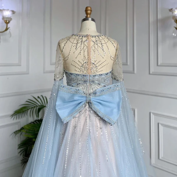 Haut de Gamme Bleu Ciel Fait main Perlage Paillettes Robe De Soirée 2023 Princesse Encolure Dégagée Manches Longues Noeud Soirée Train De Balayage Robe De Ceremonie