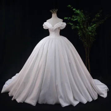 Classy White Satin Chapel Train Wedding Dresses 2025 Ball Gown Strapless Sleeveless Backless Wedding