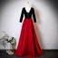 Elegant Burgundy Rhinestone Mother Of The Bride Dresses 2025 A-Line / Princess V-Neck Long Sleeve Backless Floor-Length / Long
