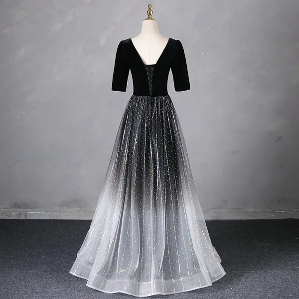 Elegante Schwarz Strass Pailletten Ballkleider 2024 A Linie Eckiger Ausschnitt Kurze Ärmel Rückenfreies Lange Ball Festliche Kleider