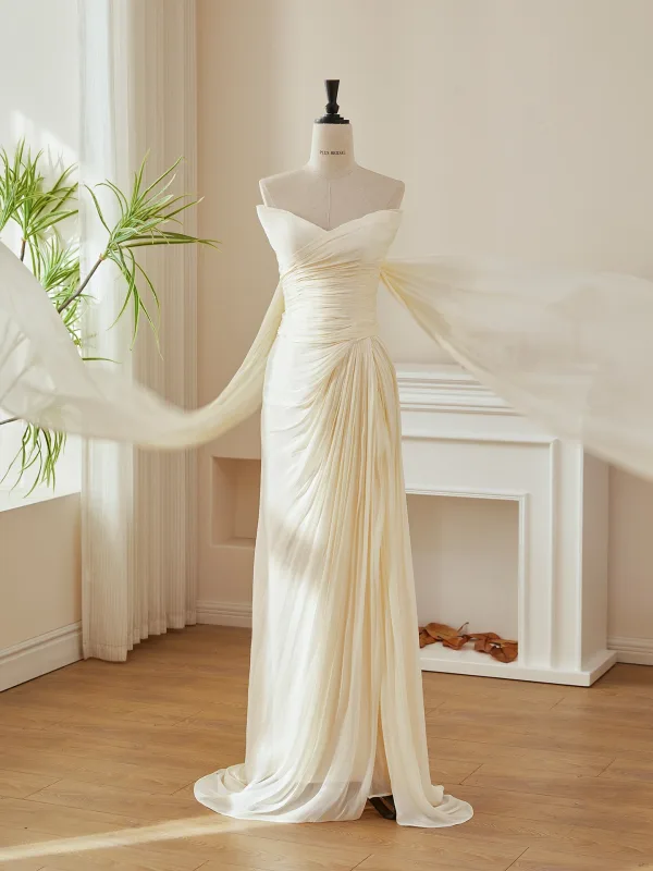 Light Ivory Split Front Trumpet / Mermaid Wedding Dresses 2026 Strapless Sleeveless Backless Sweep Train