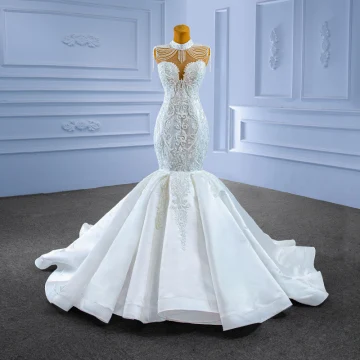 Haut De Gamme Blanche Trompette Sirène Robe De Mariée 2022 Col Haut Sans Manches Perlage Faux Diamant Gland Perle En Dentelle Fleur Chapel Train Mariage