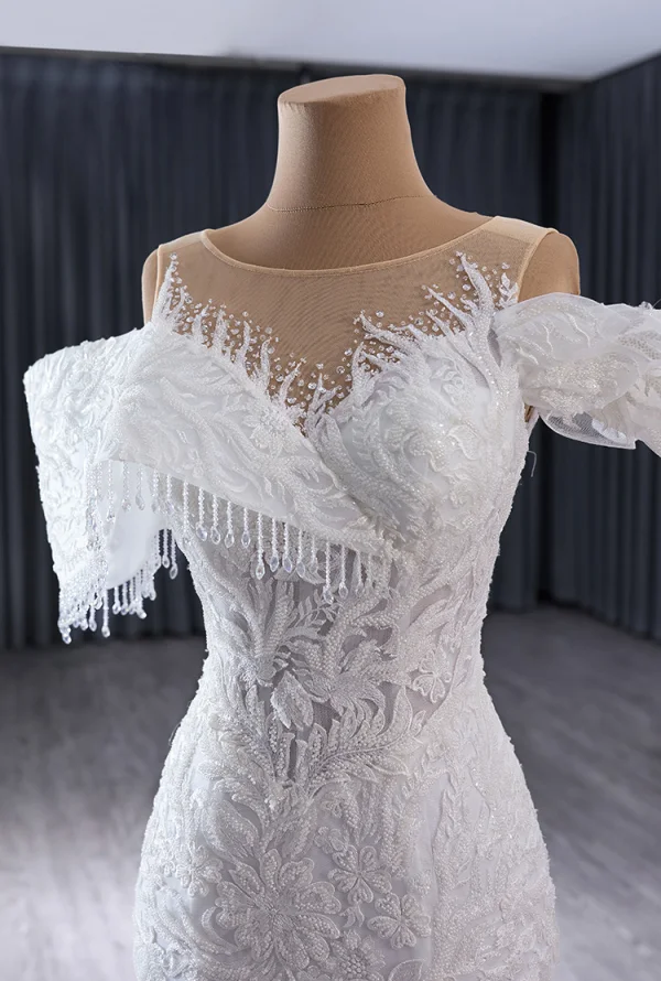 Luxury / Gorgeous White Handmade  Beading Rhinestone Lace Flower Cascading Ruffles Wedding Dresses 2024 Trumpet / Mermaid Scoop Neck Short Sleeve Court Train Wedding