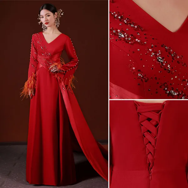 Chinese style Red Pearl Rhinestone Satin Evening Dresses 2022 A-Line / Princess V-Neck Long Sleeve Tassel Backless Evening Party Court Train Formal Dresses